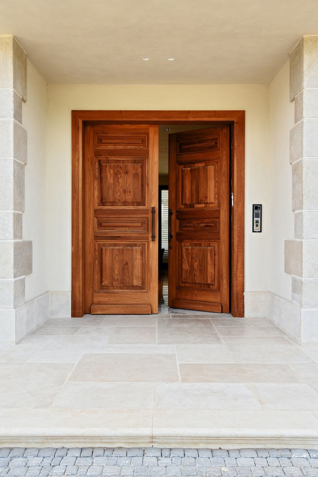 ML House - Image 2