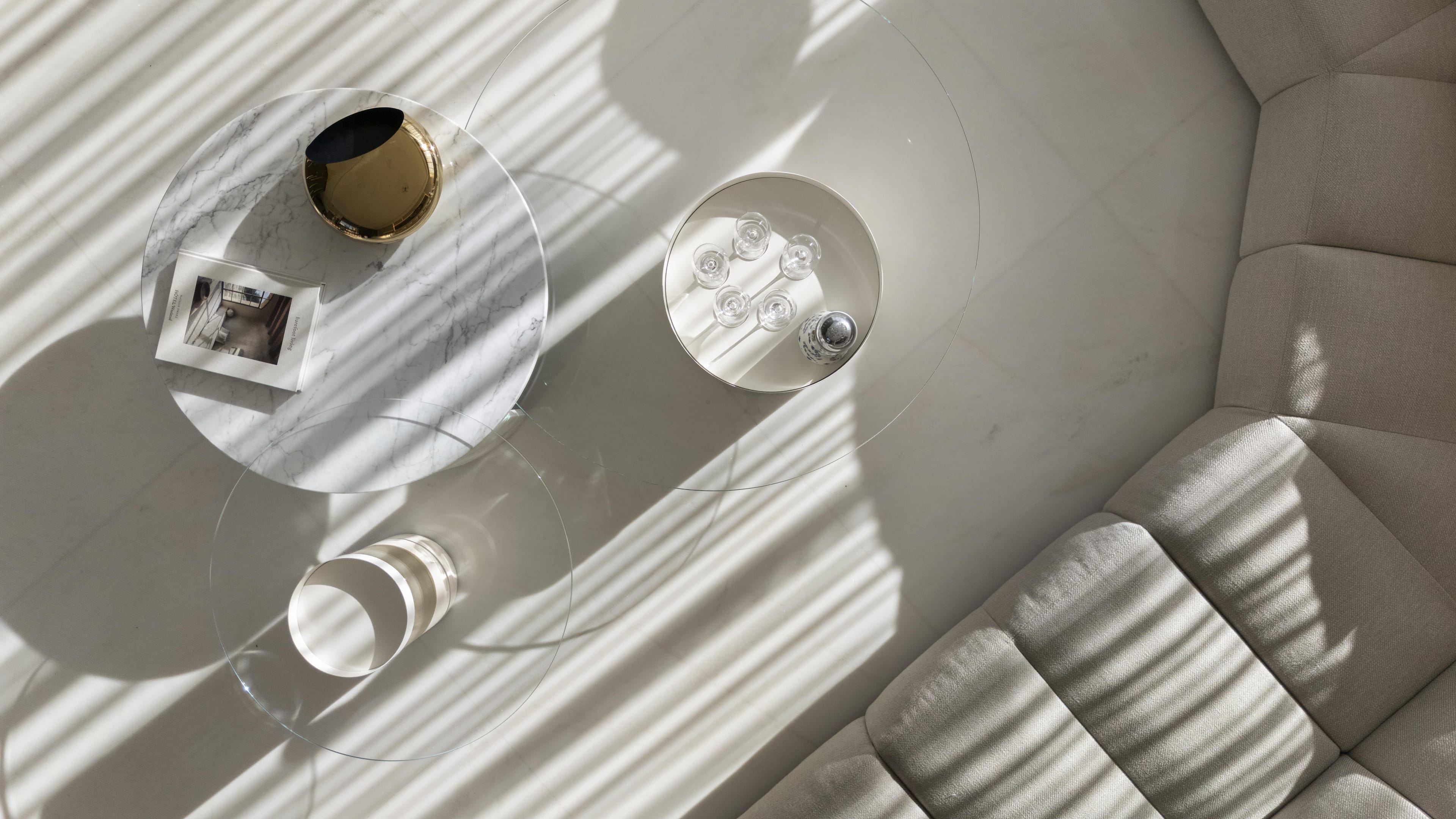 LV House - Image 9