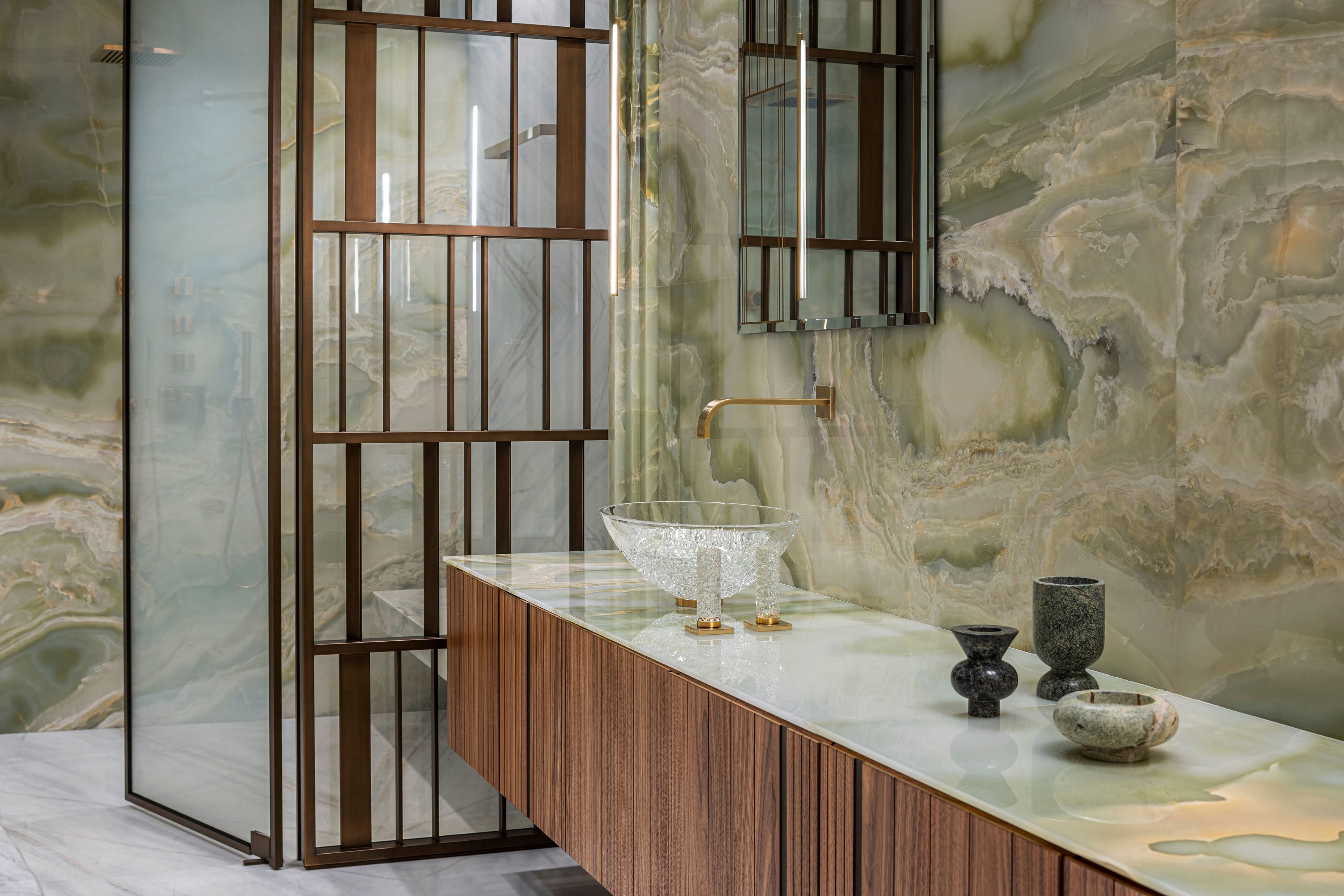 MJ House - Image 11